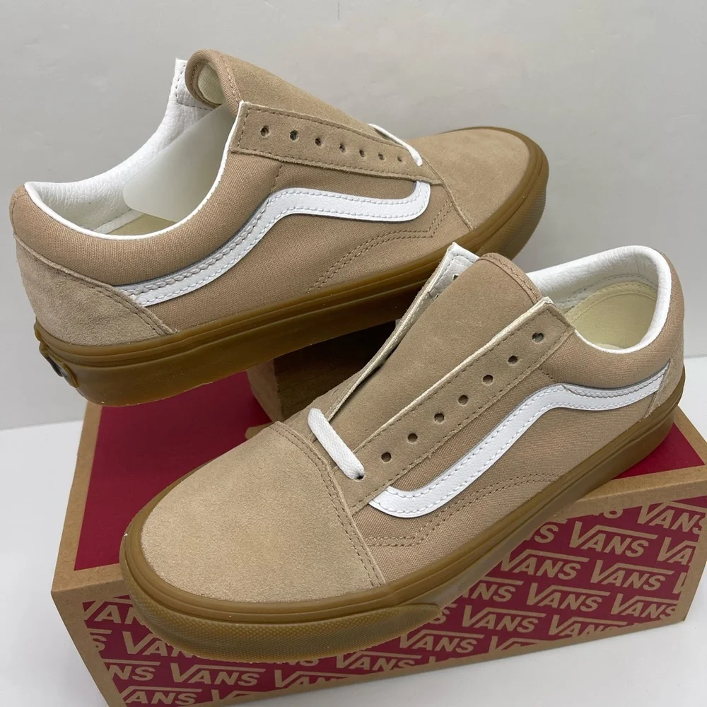 Vans Women's Beige and White Sneakers Old Skool Sesame/Gum VN0A38G1QA2 Sneakers